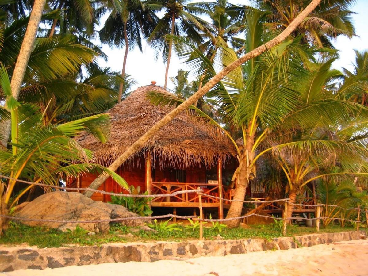 Galawatta Beach Resort Унаватуна Екстериор снимка